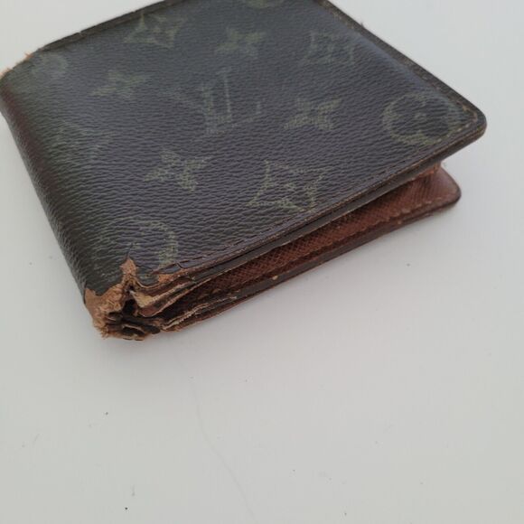 Vintage Louis Vuitton Men's LV Brown Bi-Fold Leather Wallet Monogram Fair Retro - Picture 12 of 13